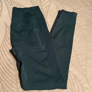 Alphalete amplify legging, size medium .